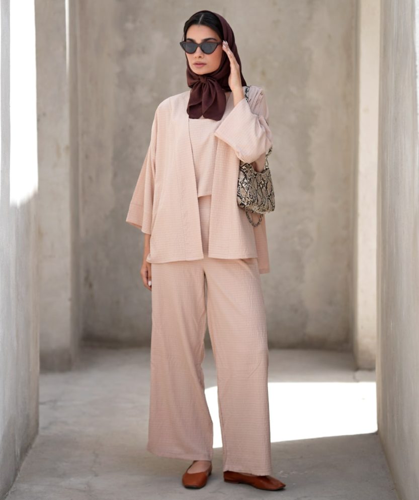 ست سه تیکه کرپ یقه شالی Q31838