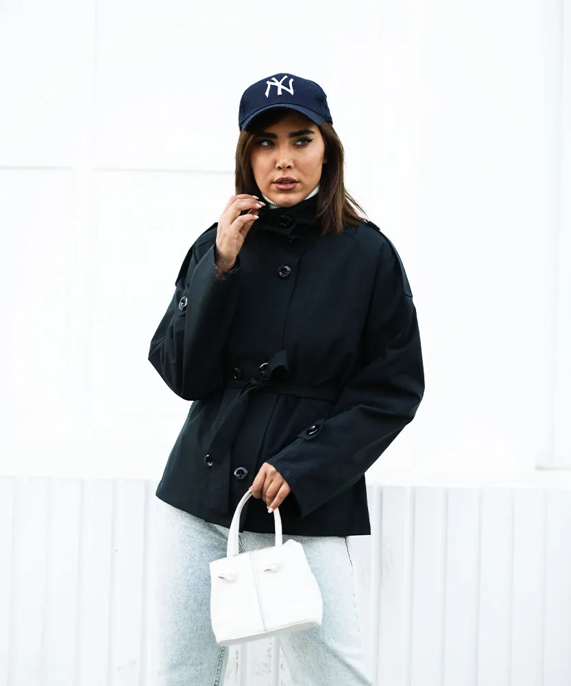 بارانی یقه ایستاده